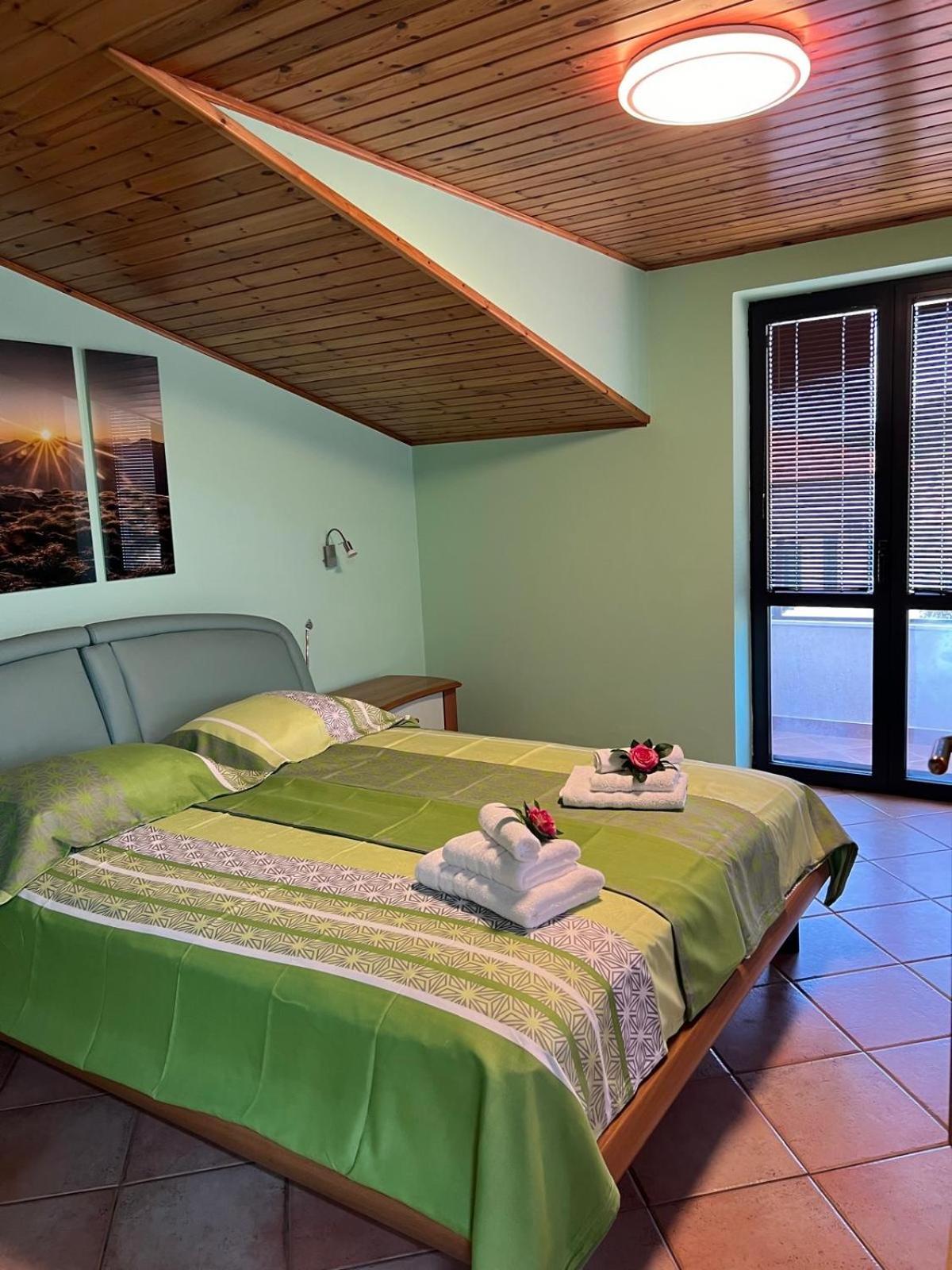 Apartma Mimi Dekani المظهر الخارجي الصورة