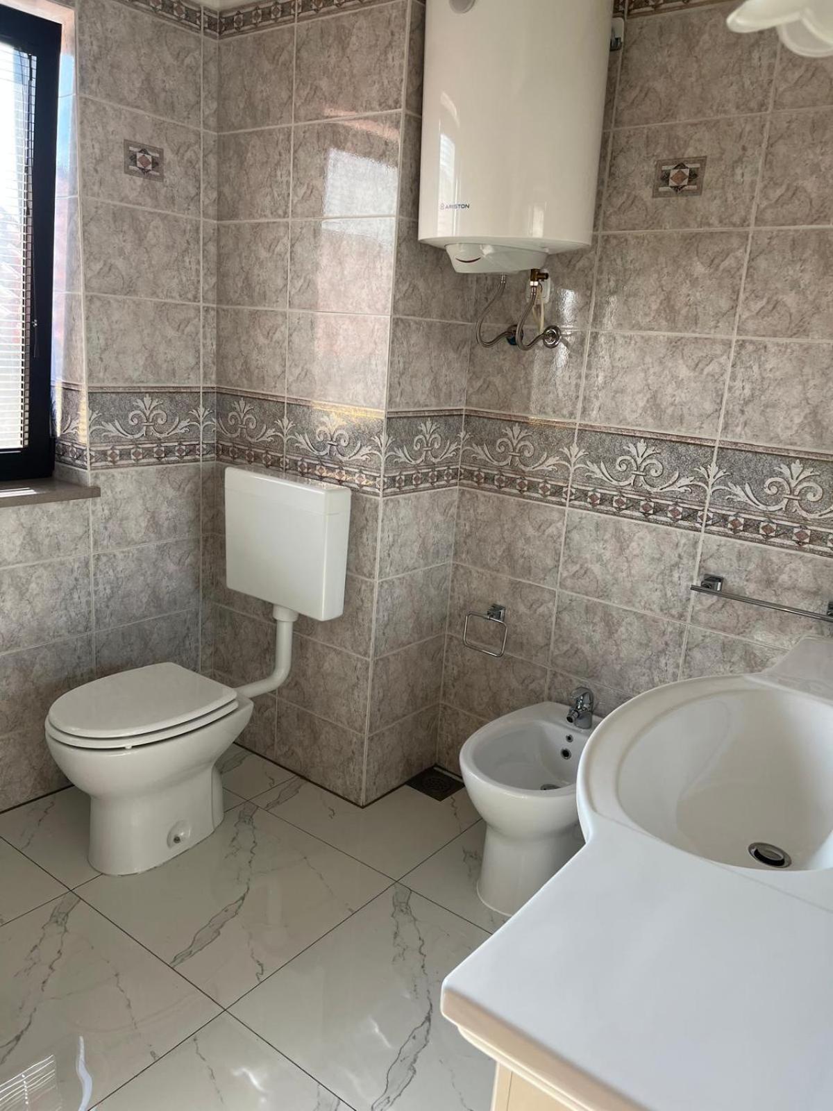 Apartma Mimi Dekani المظهر الخارجي الصورة